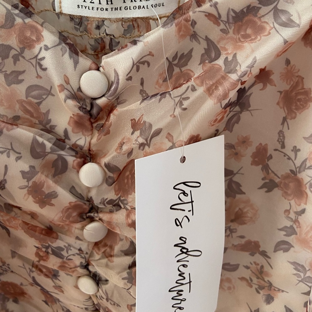 NWT Midnight in Madrid Off the Shoulder Top - Picture 8 of 10
